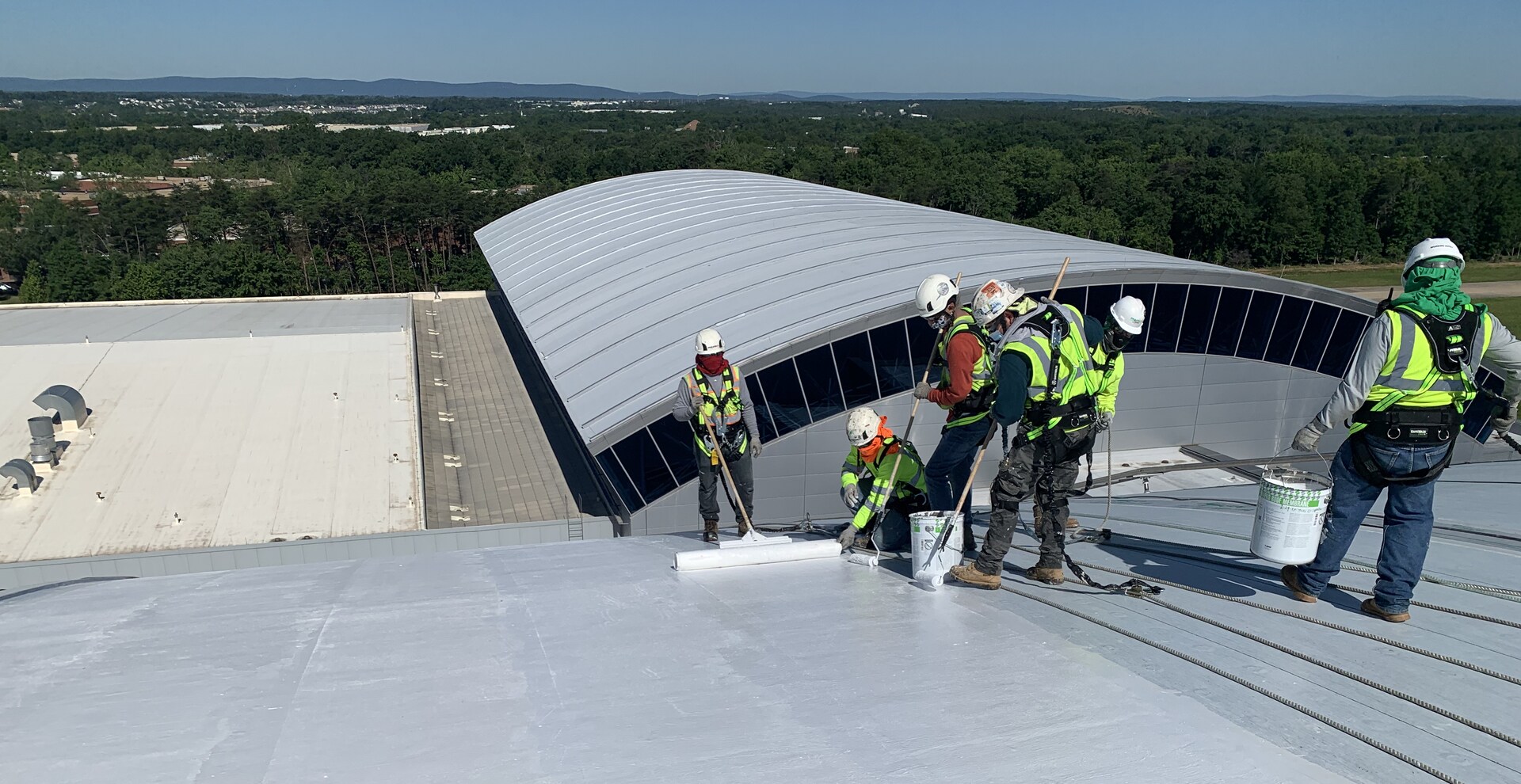 Installing a Parapro Roof Membrane System on a curved roof